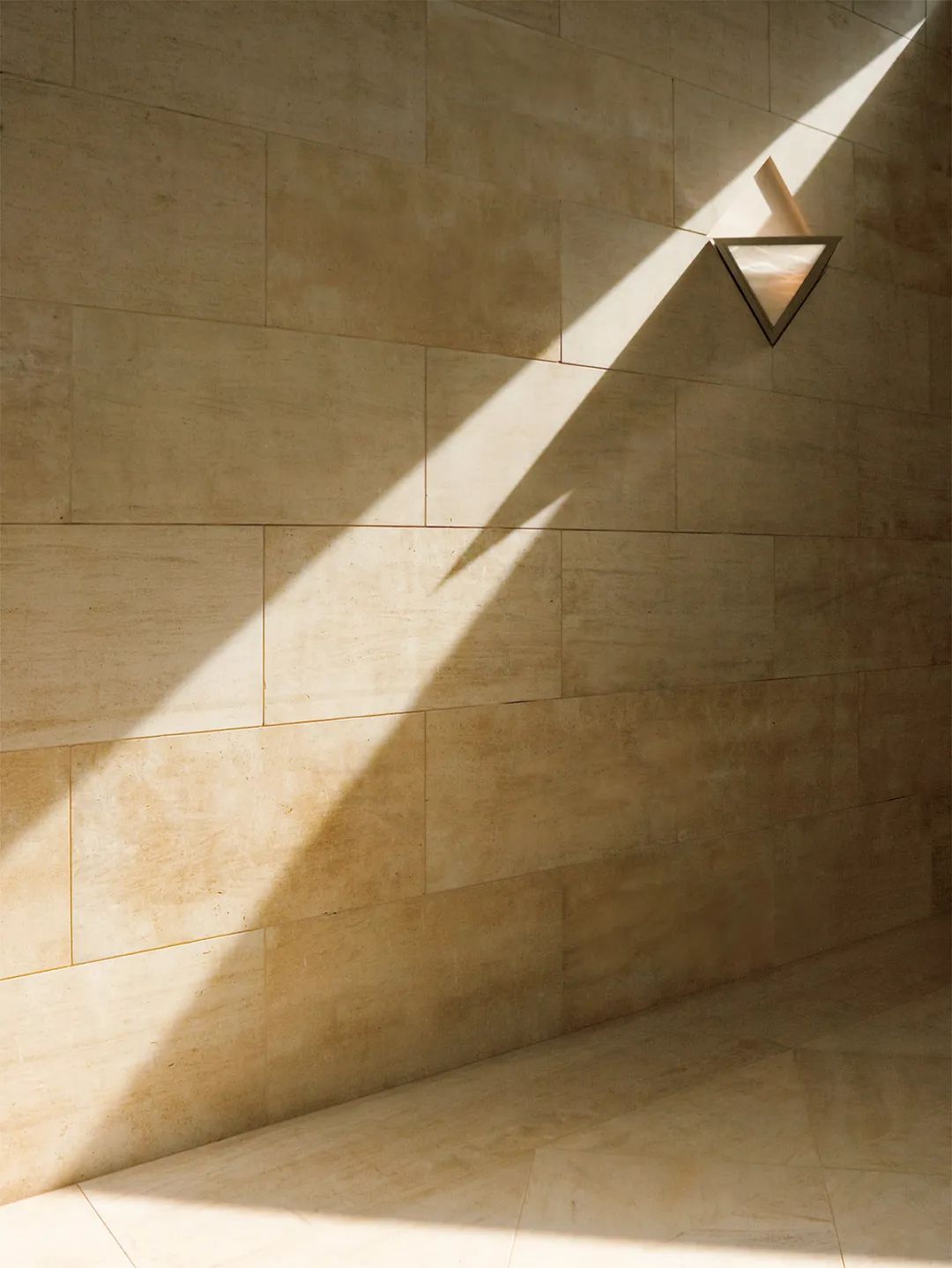 Jaké jsou 6 klíčových rysů přírodního vápence v moderním designu?